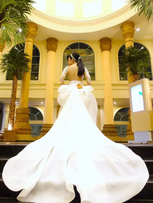 (Via Instagram/@Princessyahrini)