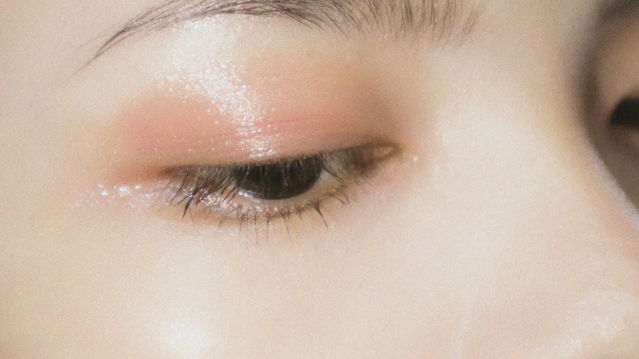 Ilustrasi makeup