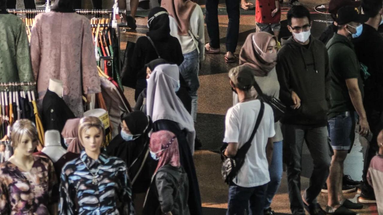 Pasar Tanah Abang selalu ramai dan jadi primadona warga.