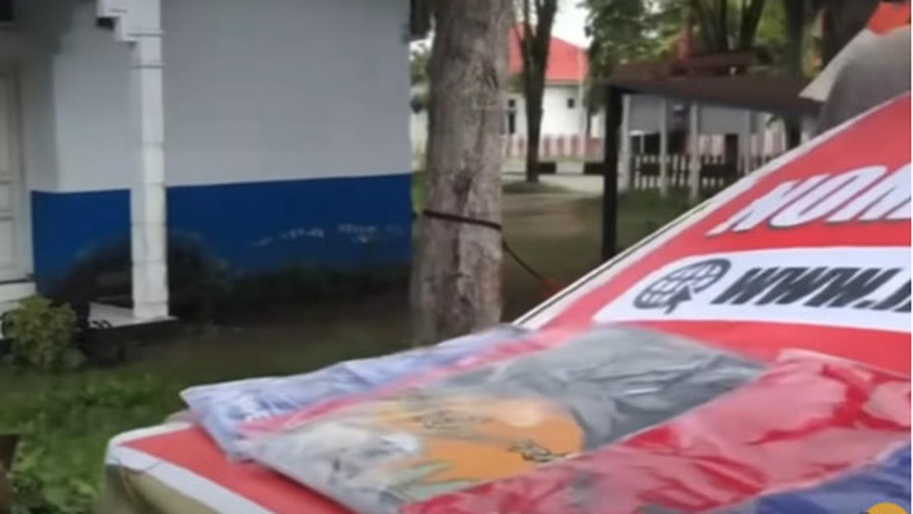 <b>Jualan Untuk Menambah Pendapatan</b>