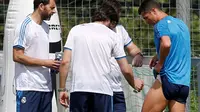 Jelang Final Liga Champions: Cedera, CR7 Banting Botol Minuman