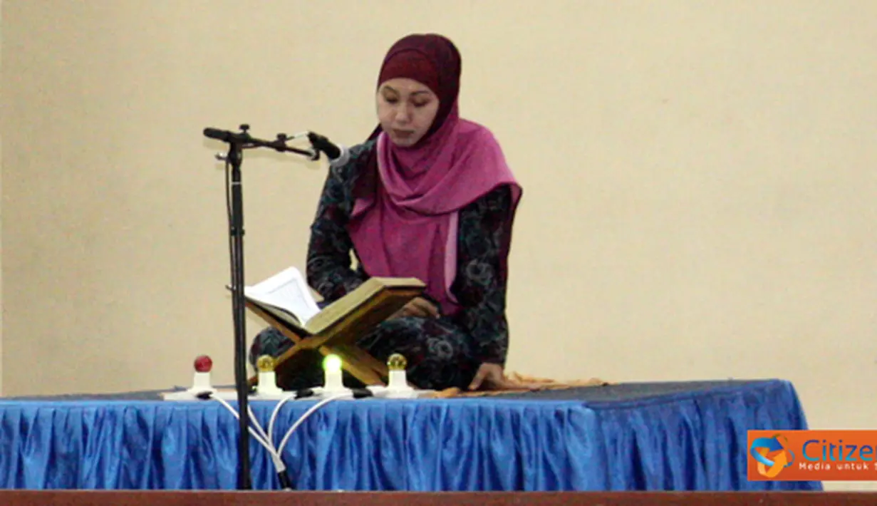 Citizen6, Sidoarjo: Brigif-1 Mar menggelar lomba MTQ di Bapra Edianto Brigif-1 Mar Sidoarjo, Senin (8/8). Dalam rangka mencari bibit qori dan qoriah yang berkualitas untuk  tampil di event tingkat Pasmar-1. (Pengirim: Budi Abdillah)