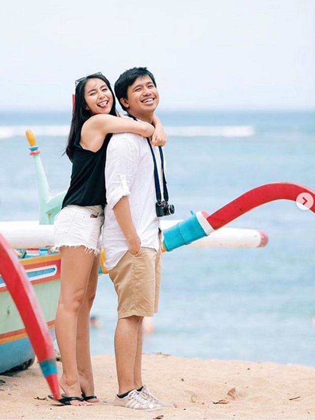 [Bintang] Joshua Suherman dan Clairine Clay