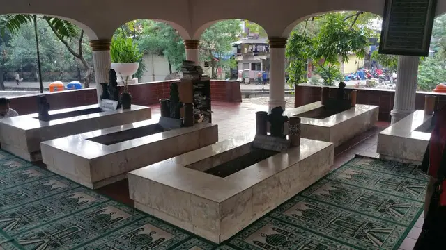Makam Pangeran Jayakarta di Jalan Jatinegara Kaum, Jakarta Timur.