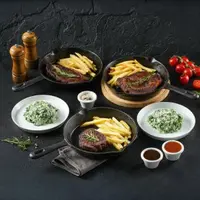 Holycow’s Private Selection” terbaru menyajikan tiga pilihan menu steak Tokusen Wagyu Series yang memadukan daging wagyu artisan Sumatra berkualitas dengan bumbu khas dan side dish lezat.