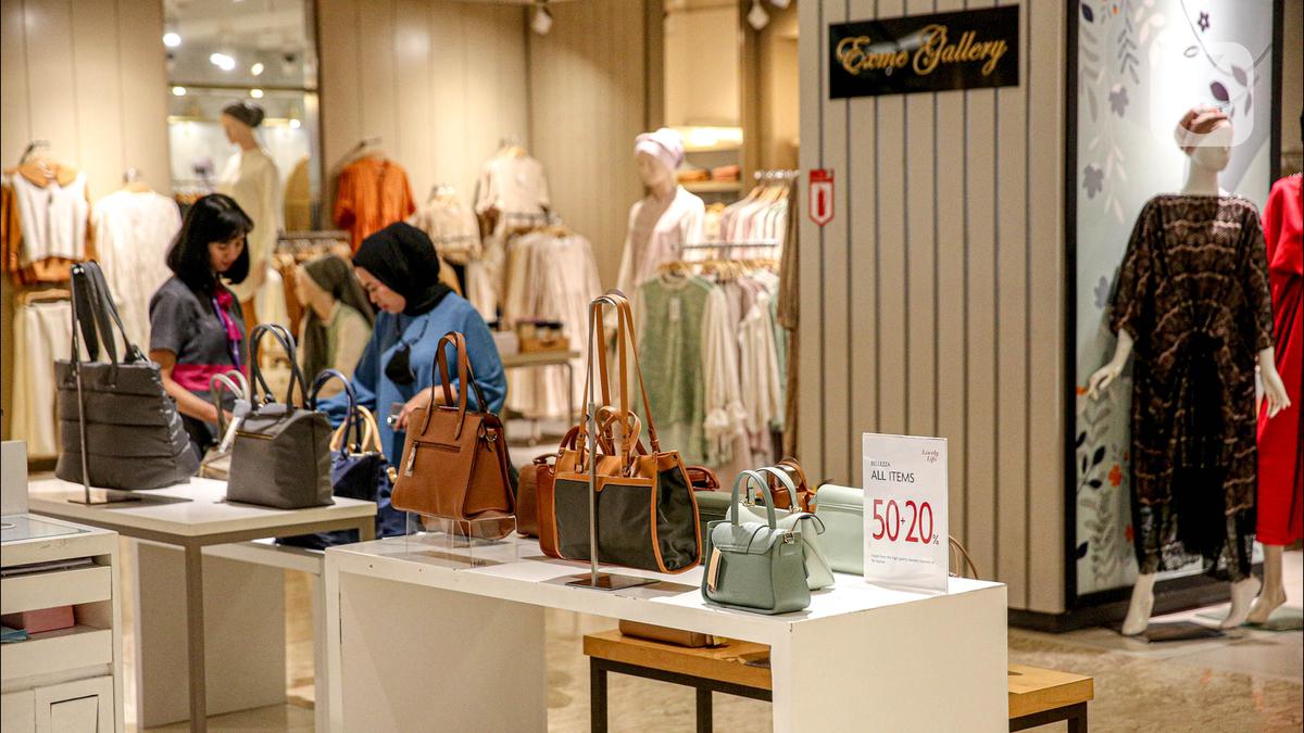 Pengunjung Mal Naik 15 Persen, Produk Ini Paling Laku di Libur Nataru