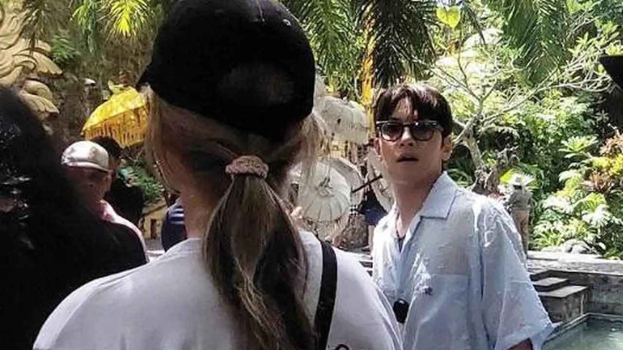 Potret Ji Chang Wook di Bali