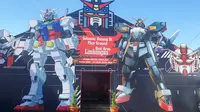 Pospam ‘Transformer’ Limbangan, Kabupaten Garut, Jawa Barat didesaian khusus dengan menghadirkan tokoh robot transformer untuk memanjakan pemudik lebaran 2023, terutama anak-anak. (Liputan6.com/Jayadi Supriadin)
