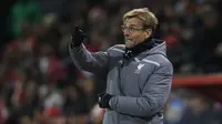 Pelatih Liverpool, Jurgen Klopp, memastikan takkan membeli pemain baru pada bursa transfer Januari nanti. (Reuters/Carl Recine)