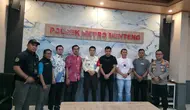 Cekcok Polisi Pengemudi Alphard dan Satpam Diselesaikan Kekeluargaan