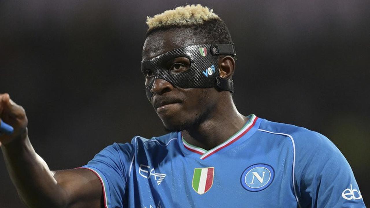 Direktur Napoli memastikan bahwa Victor Osimhen tidak akan kehilangan tempatnya di tim.