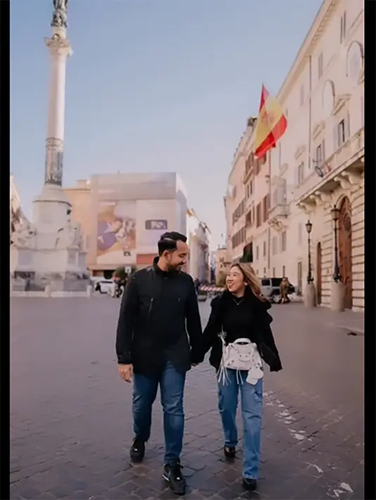 [Instagram/kikysaputrii]