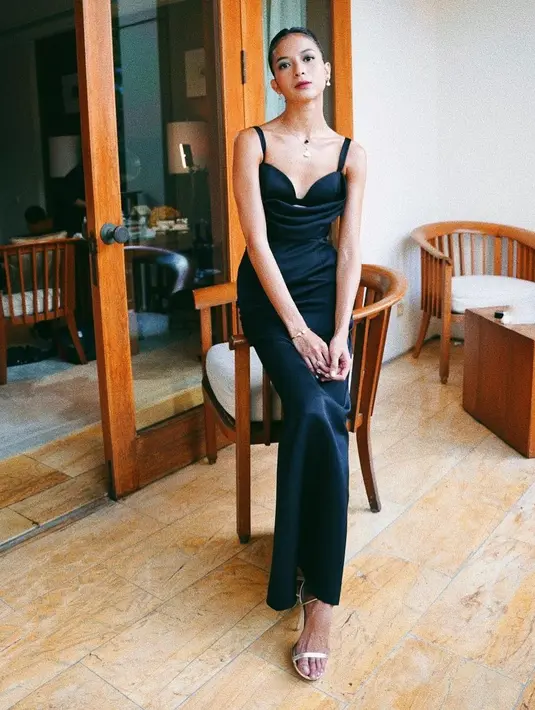 [Instagram/putrimarino]