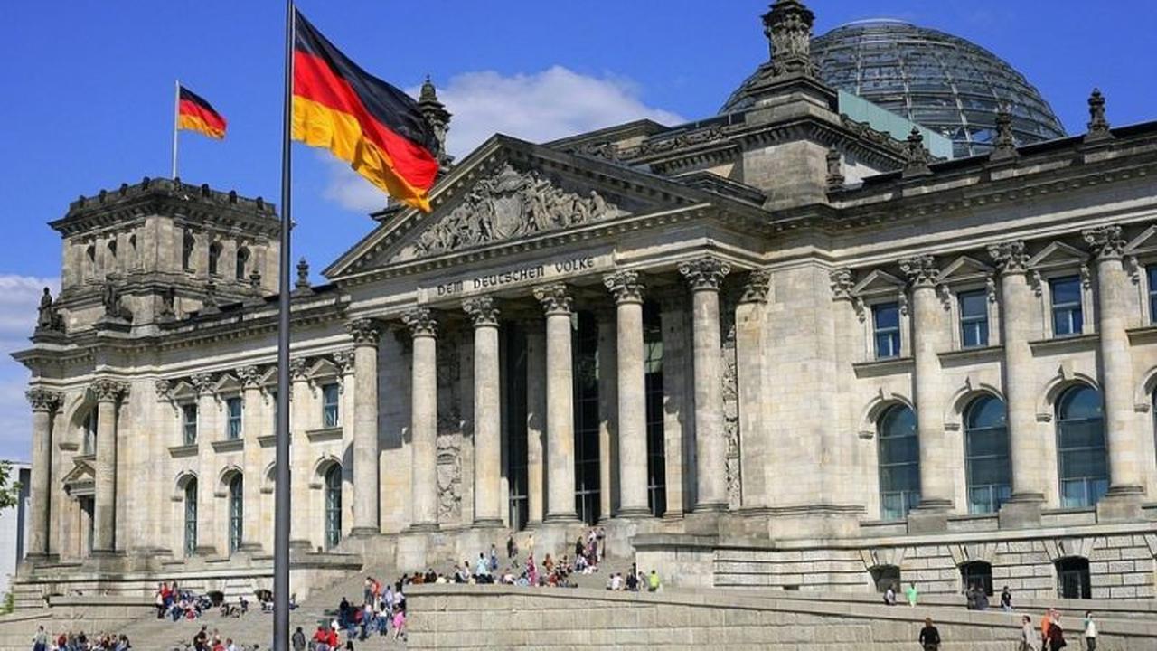 Politisi Jerman Desak Penarikan Pasukan AS di Tengah Ketegangan Tarif dan Isu Greenland