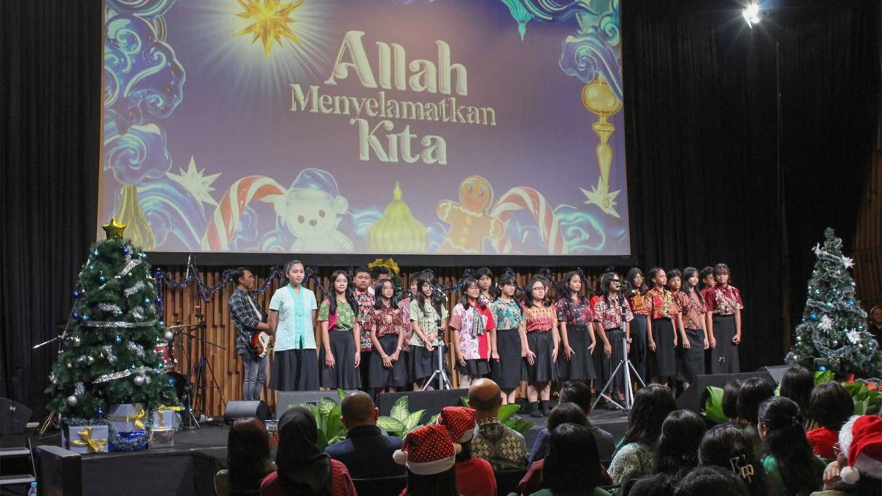 FOTO: Emtek Group Gelar Doa Bersama dan Perayaan Natal 2025