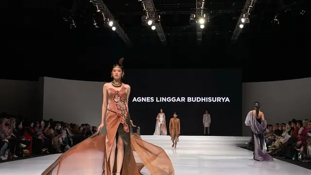 Koleksi Karowo oleh Agnes Budhisurya