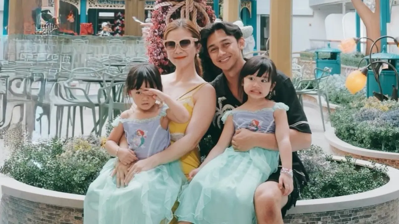 Keluarga Felicya & Hito