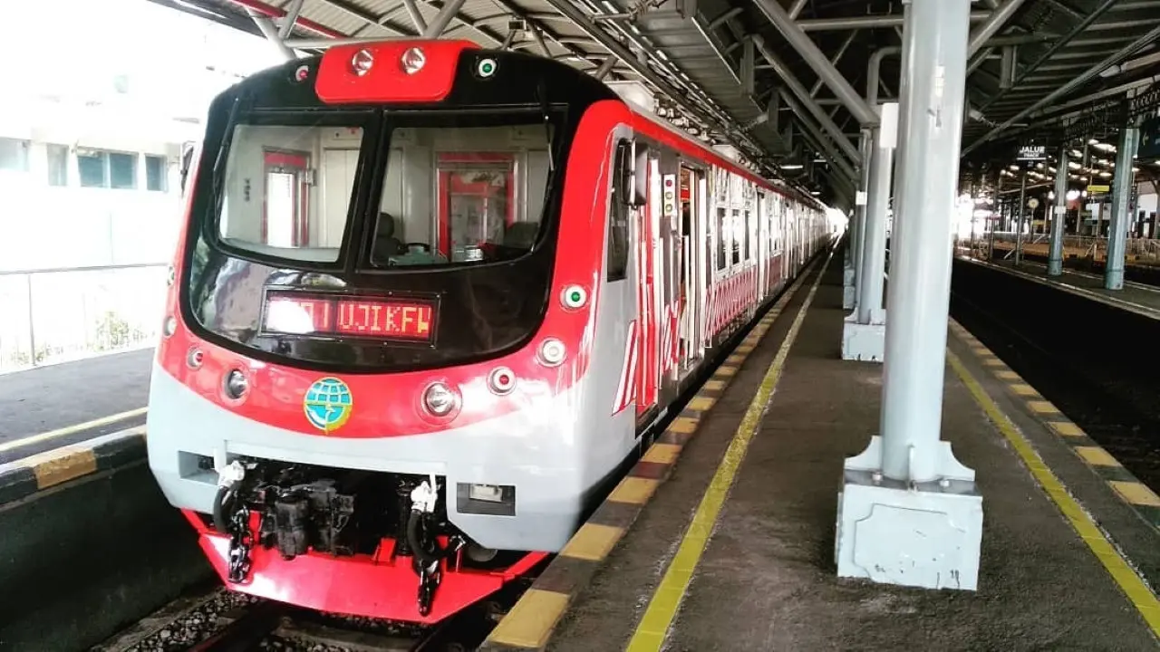 Harga dan Jadwal Keberangkatan KRL Solo Jogja