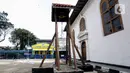 Suasana Gereja Sion yang berada di sudut Jalan Pangeran Jayakarta, Taman Sari, Jakarta Barat, Jumat (23/12/2022). Gereja Sion atau dikenal juga dengan nama Portygeesche Buintenkerk yang usianya mencapai 326 tahun. Namanya Gereja Portugis, bukan berati didirikan oleh orang Portugis, melainkan orang Belanda. Setelah Indonesia Merdeka, Portugreesche Buitenkerk berganti nama menjadi Gereja Portugis. (Liputan6.com/Johan Tallo)