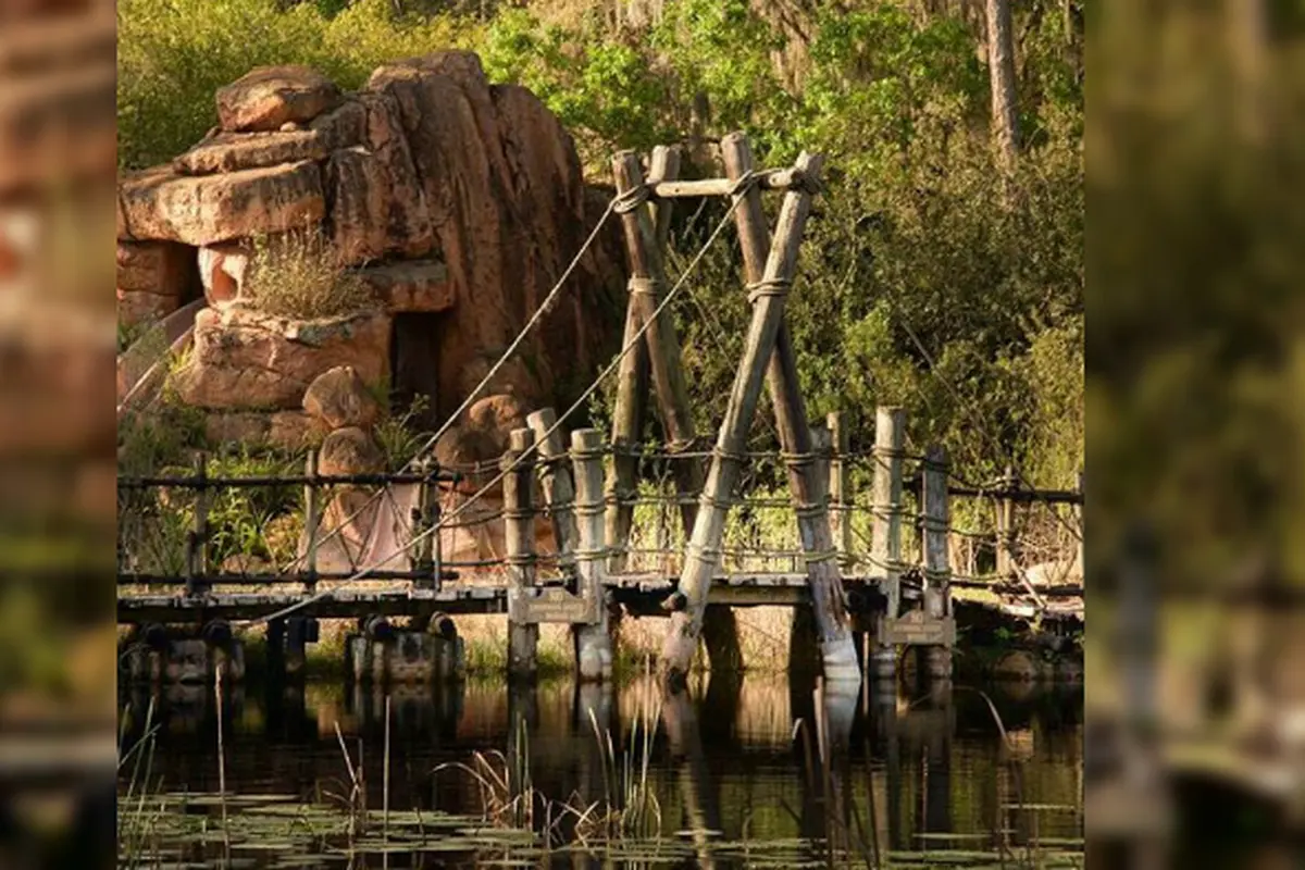 Taman Bermain Disney Ini Penuh Misteri dan Tragedi