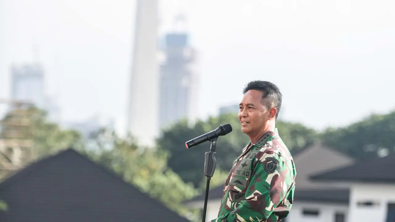 Kasad TNI Andika Perkenalkan Identitas Baru Aprilia Manganang