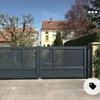 Model Pagar Besi Ala Rumah Industrial yang Unik dan Estetik (Foto: Butch Domingo on Pinterest)