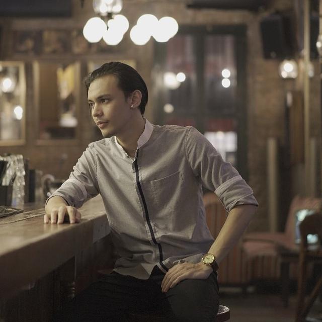 Youtuber Richard Gibson Salat Pakai Sarung Tangan Thanos Kini Menyesal Dan Minta Maaf Showbiz Liputan6 Com