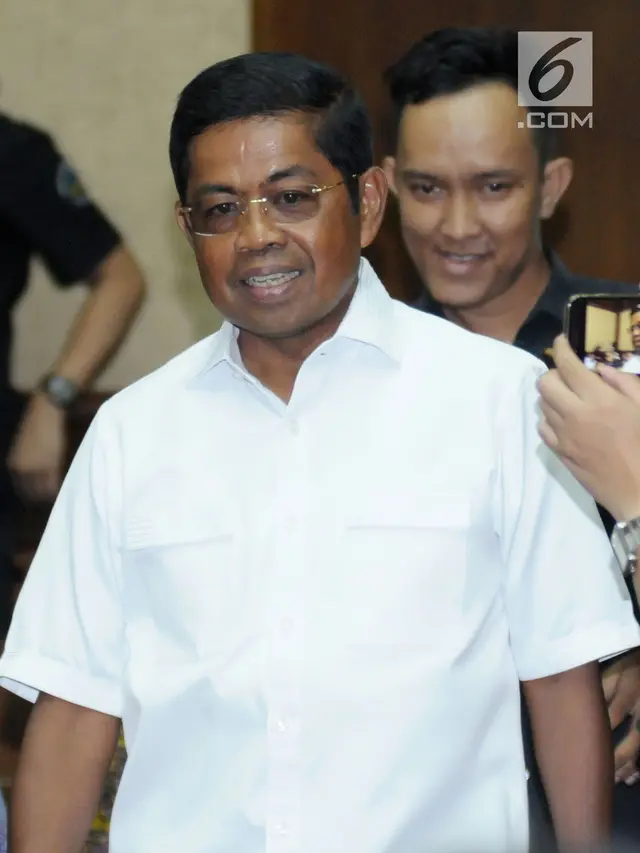 Agung Laksono hingga Mensos Hadiri Sidang Tuntutan Setya Novanto