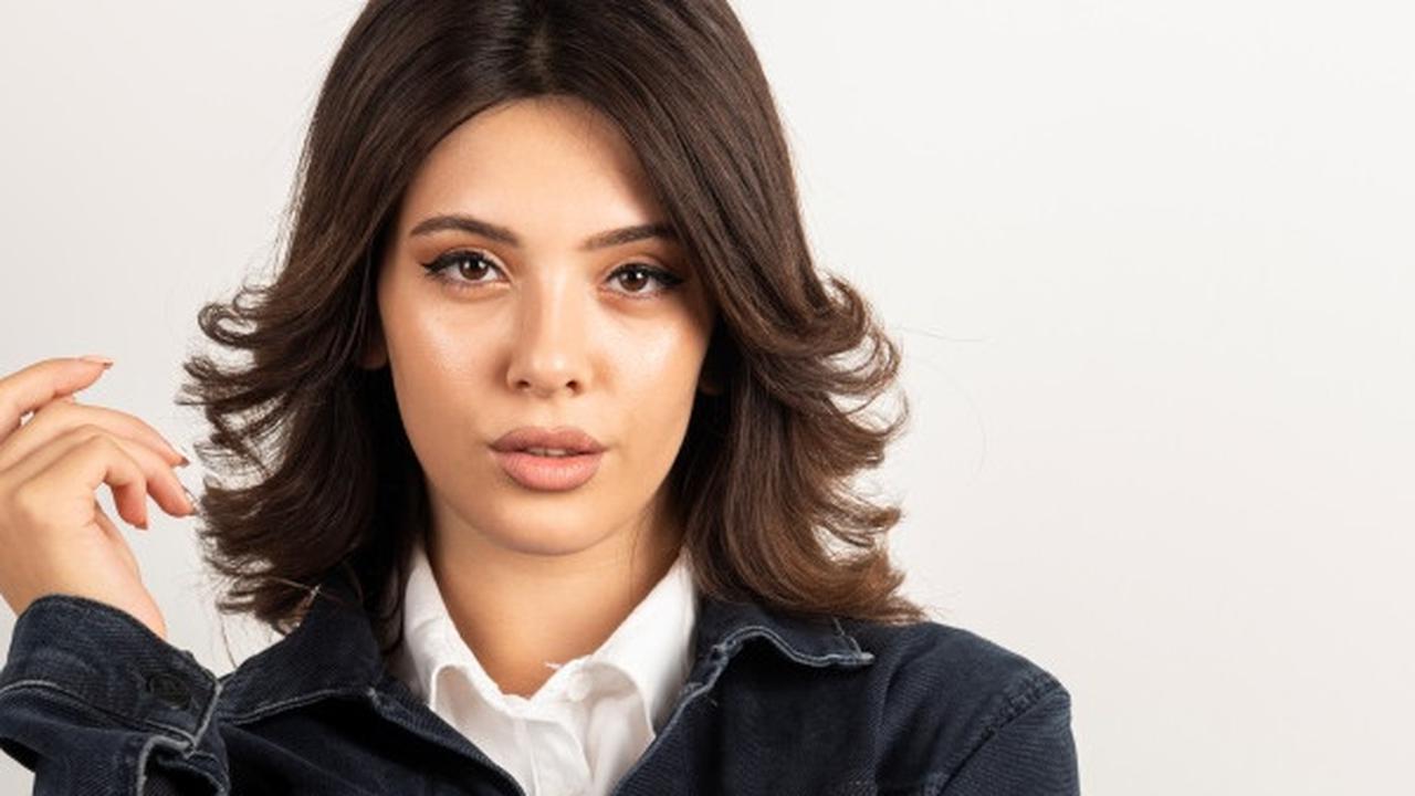 Ilustrasi Model Rambut Wanita