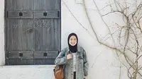 8 Ide OOTD Hijab dengan Jaket Jeans, Inspirasi Outfit Ngampus dan Aktivitas Outdoor