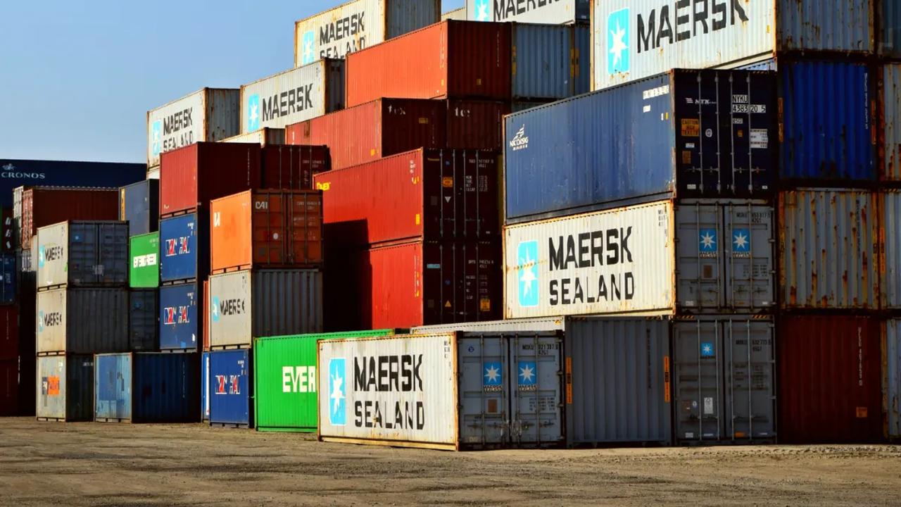 Pudji menerangkan, surplus tersebut ditopang oleh komoditas non migas yaitu sebesar USD4,62 miliar