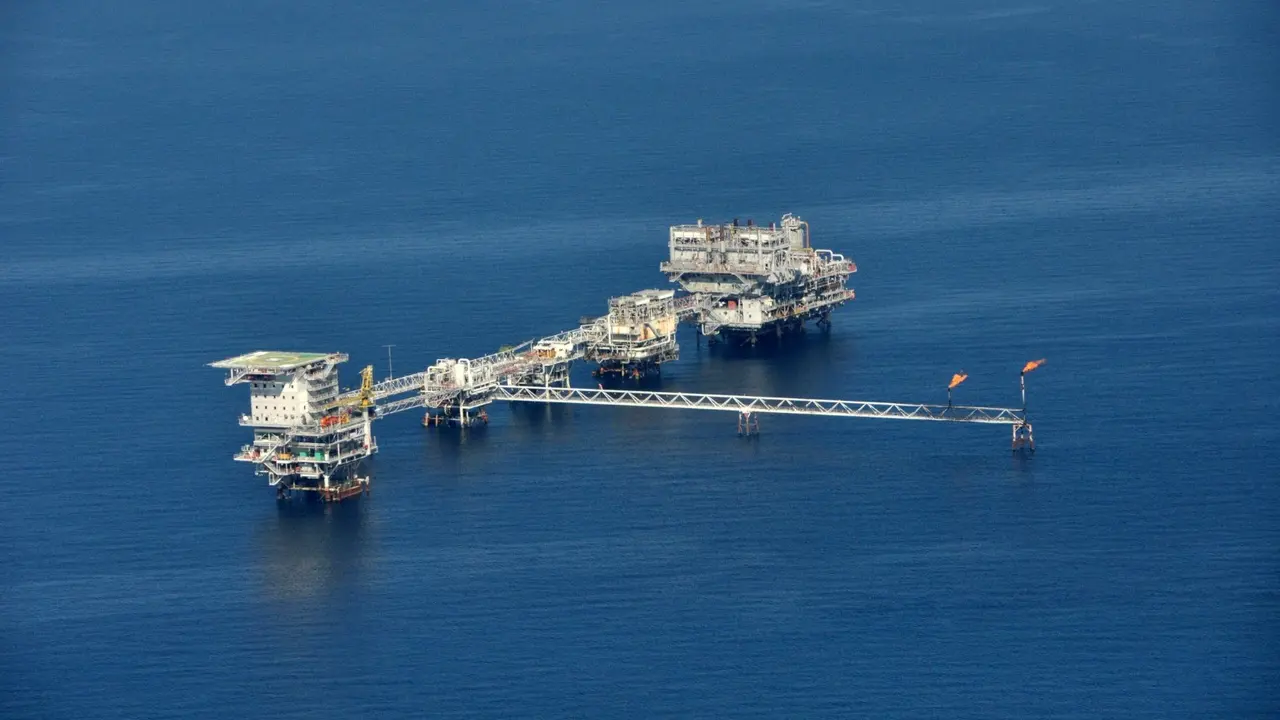 Pertemuan Wakil Direktur Utama Pertamina, Oki Muraza, dengan President EOG International sekaligus Vice President International, Joe Korenek, membahas peluang pengembangan lanjutan kerja sama, khususnya pada pengembangan reservoir non-konvensional di Indonesia.