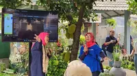 Ibu-ibu warga dan penggerak Kampung Berseri Astra Pekayon Bekasi 2023 (Liputan6.com/Vatrischa Putri Nur Sutrisno)