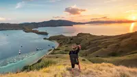 Mengejar Sunset Akhir Tahun Teromantis di Labuan Bajo