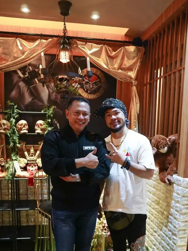 Bamsoet Nge-vlog Bareng Raja Tato Hendric Shinigami
