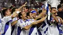 Yunani membuat sejarah dengan menjadi juara Piala Eropa 2004. Menang 2-1 dalam laga pembuka atas tuan rumah Portugal, Yunani kembali mengandaskan impian Cristiano Ronaldo dkk di final. (AFP)