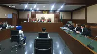 Anita Dewi Kolopaking dan Andi Irfan Jaya menjadi saksi dalam sidang lanjutan perkara atas terdakwa Pinangki Sirna Malasari. ( Merdeka.com/Bachtiarudin Alam)