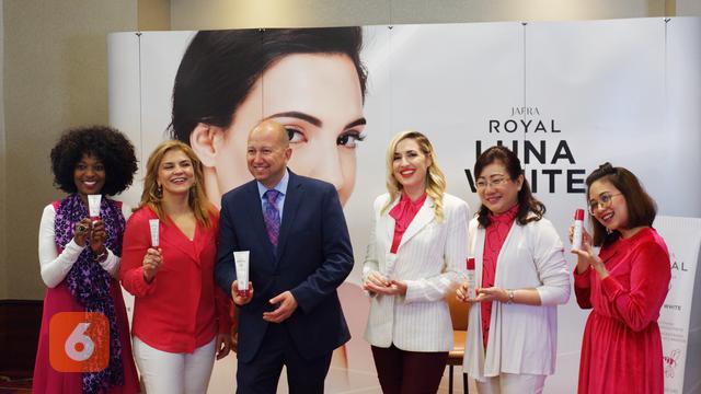 JAFRA Royal Skincare
