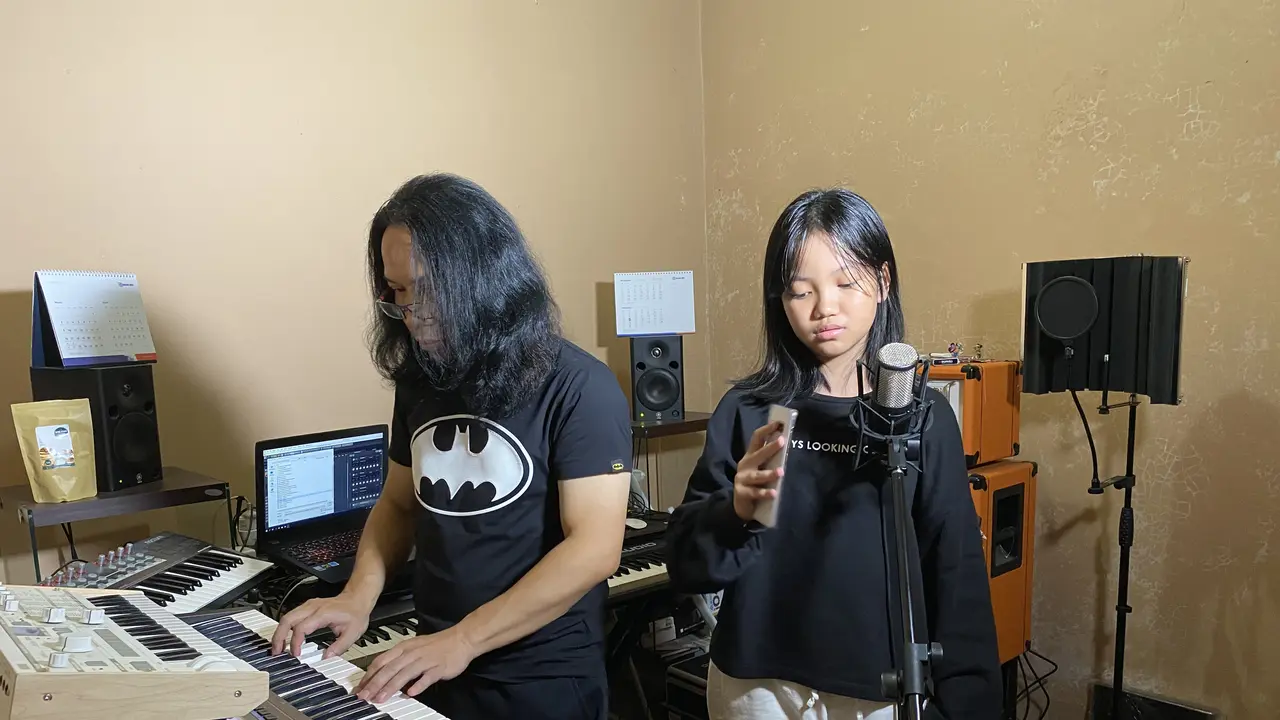 Wiwiex Powerslaves dan Putinya, Audiva