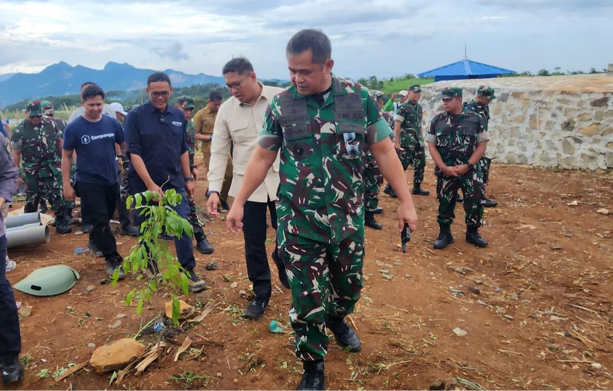 Kasad dan Wamentan Resmikan Sarana Pengairan Ribuan Hektare Sawah di Sukabumi