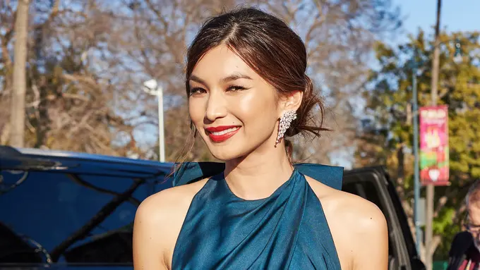Gemma Chan Golden Globes 2019
