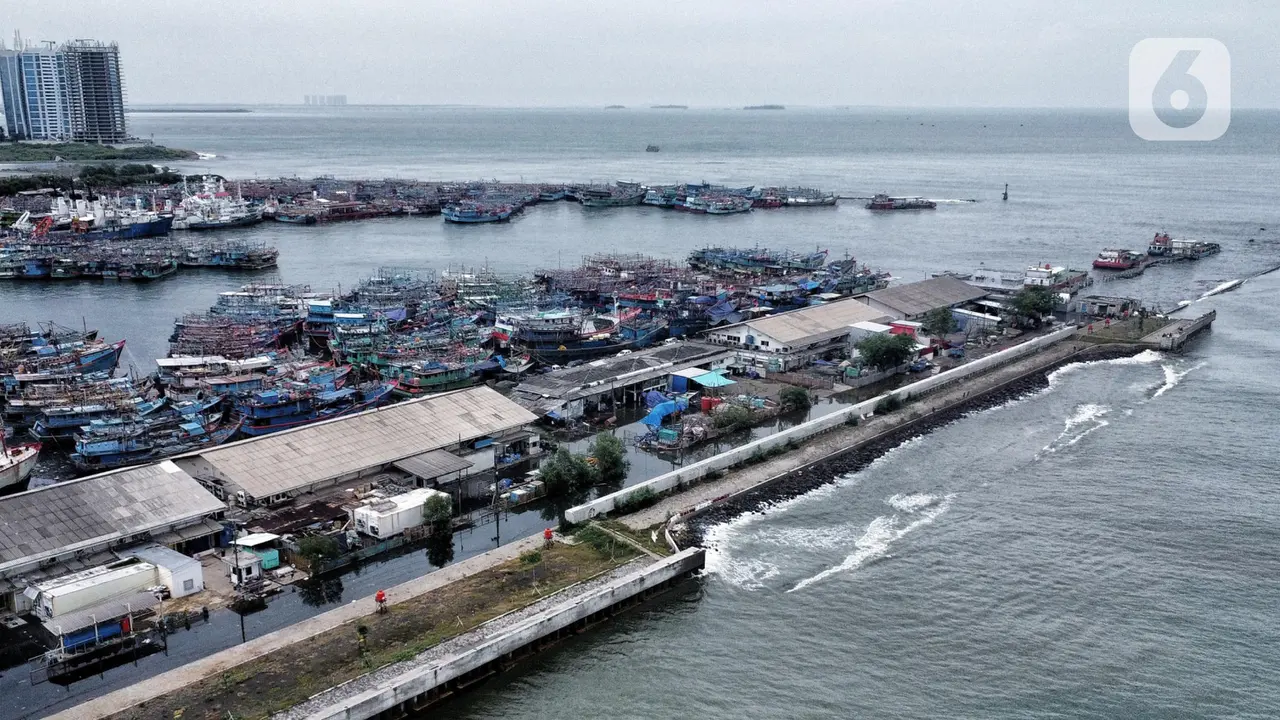 Waspada Banjir Rob di Pesisir Jakarta hingga Akhir Tahun