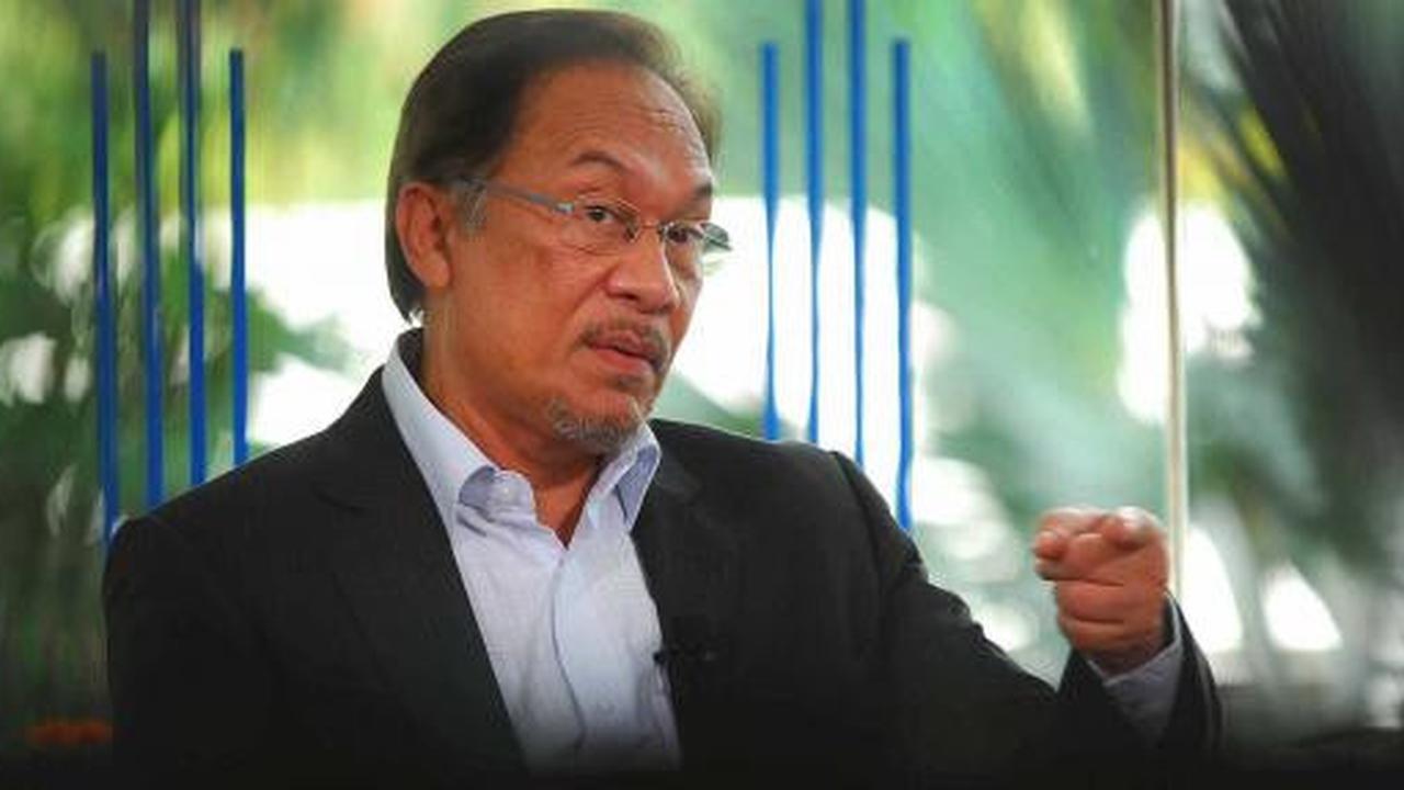 Potret wajah pemimpin oposisi Malaysia Anwar Ibrahim