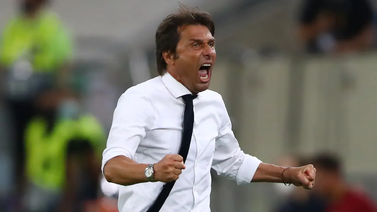 Ekspresi Antonio Conte saat Inter Milan Kalahkan Bayer Leverkusen