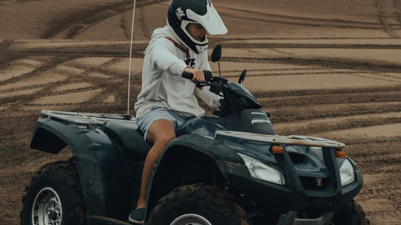 11. Kendaraan ATV