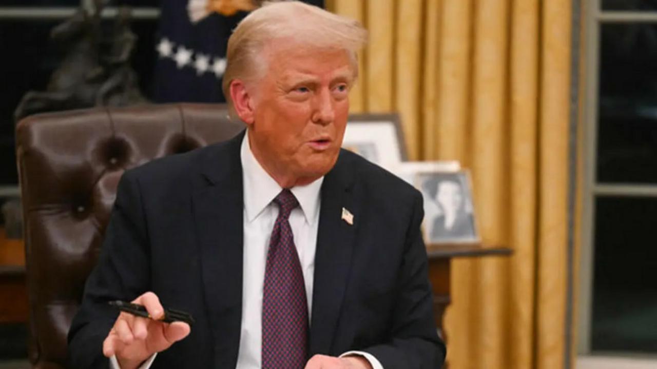 Trump Tegas Terapkan Tarif Impor Mobil 25 Persen, Sampai Buat Pengusaha Eropa Ketar-Ketir