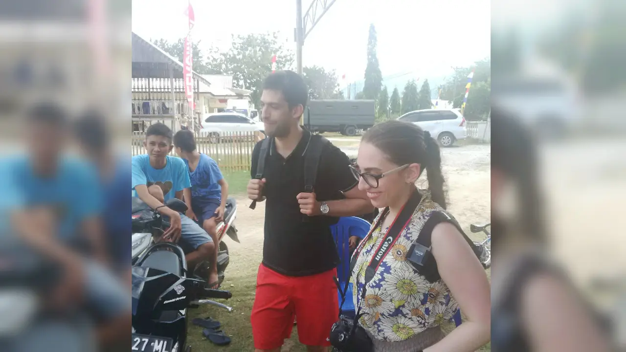 Wisatawan asal Iran ingin melihat gerhana matahari total di Palu