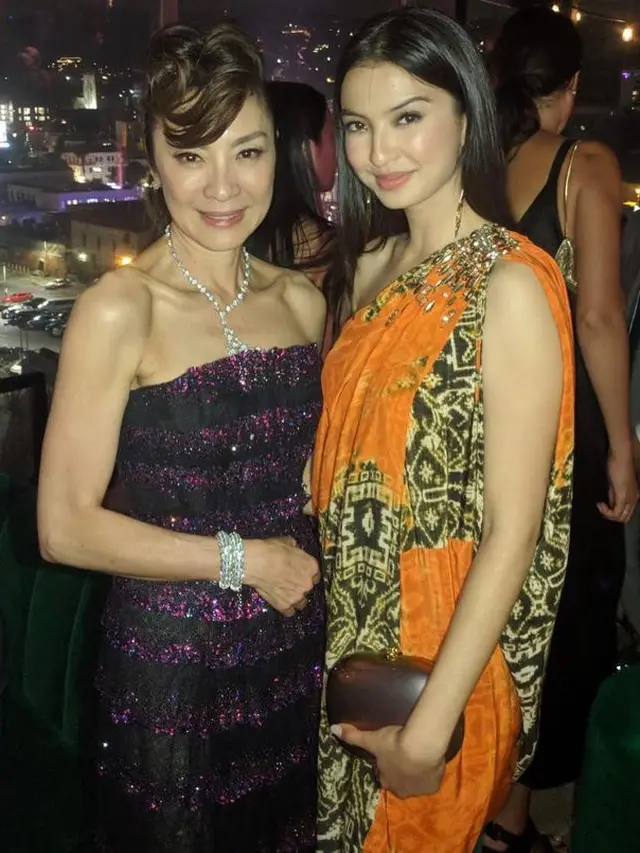Raline Shah dan Michelle Yeoh