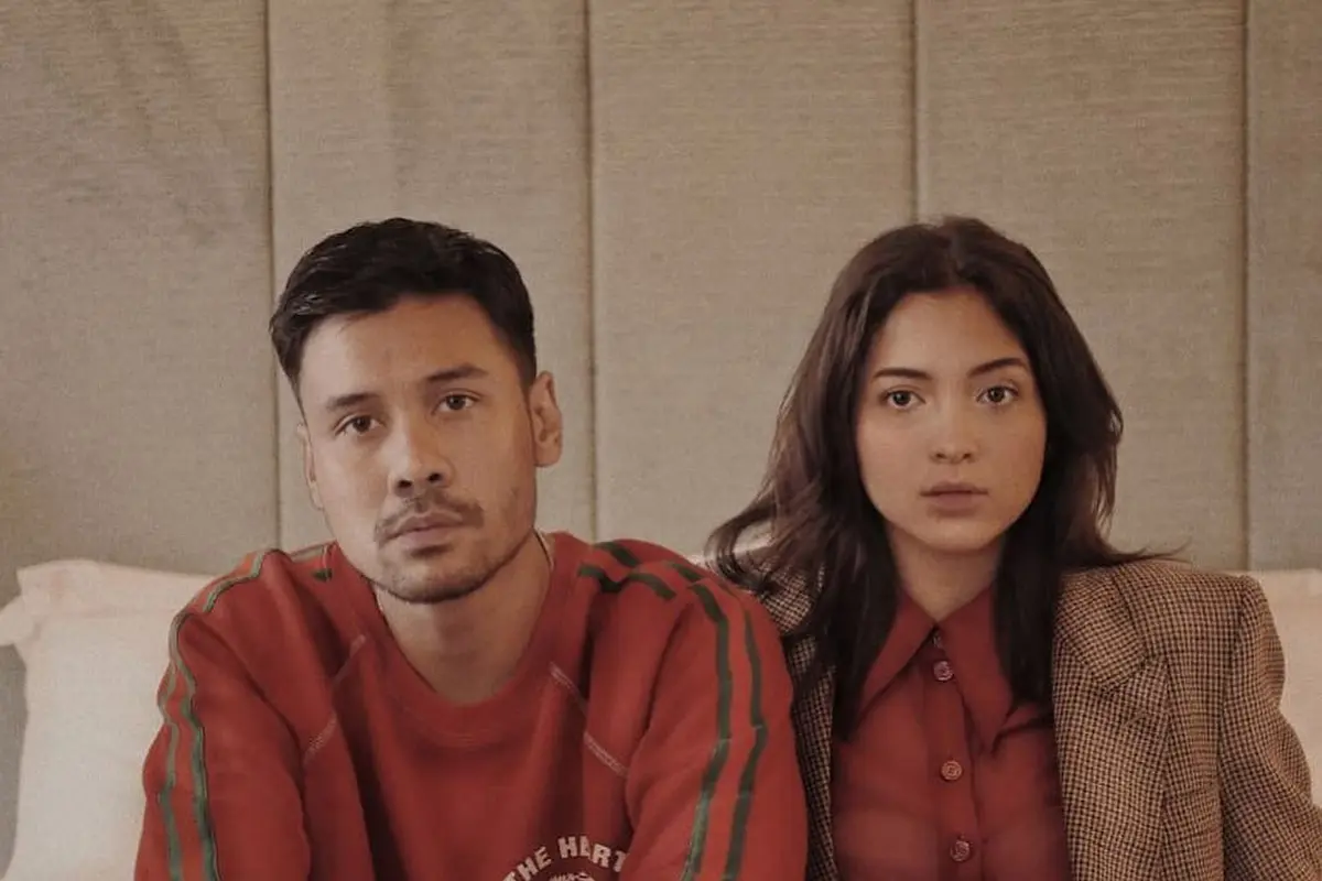 [Bintang] Chicco Jerikho dan Putri Marino