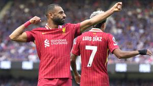 Liverpool membuka Premier League musim 2024/2025 dengan raihan tiga angka usai mengalahkan tuan rumah berstatus tim promosi, Ipswich Town dengan skor 2-0 di Portman Road Stadium, Ipswich, Sabtu (17/8/2024). Dua gol tim asuhan Arne Slot dilesakkan Diogo Jota (60') dan Mohamed Salah (65'). Gol Mohamed Salah menjadi golnya yang ke-9 dalam laga pembuka The Reds di Premier League yang mematahkan rekor Alan Shearer dengan 8 gol. (AP Photo/Alastair Grant)